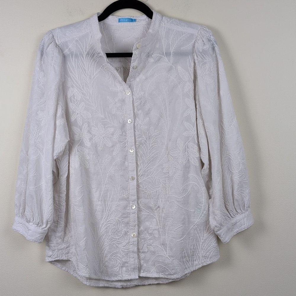 J. McLaughlin White Embroidered Floral Button Front Blouse 3/4 Length Sleeves